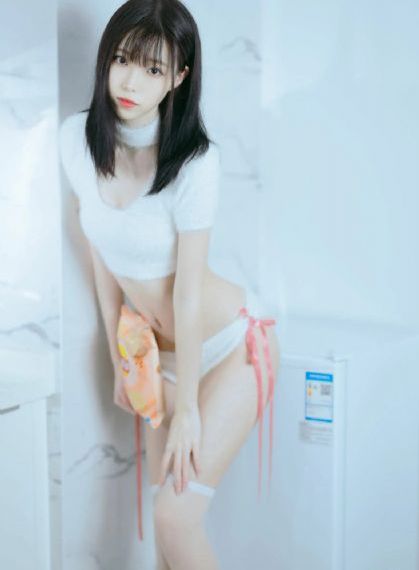 国产精品美女丝袜视频_4K天堂在线