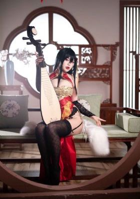 紧身裙女教师封面_超清日韩电影在线