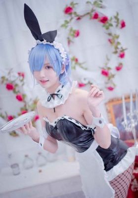 欧美日产国产精品久久_高清免费观看视频